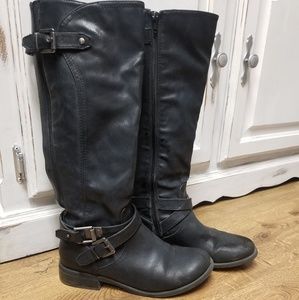 Womens black leather boots